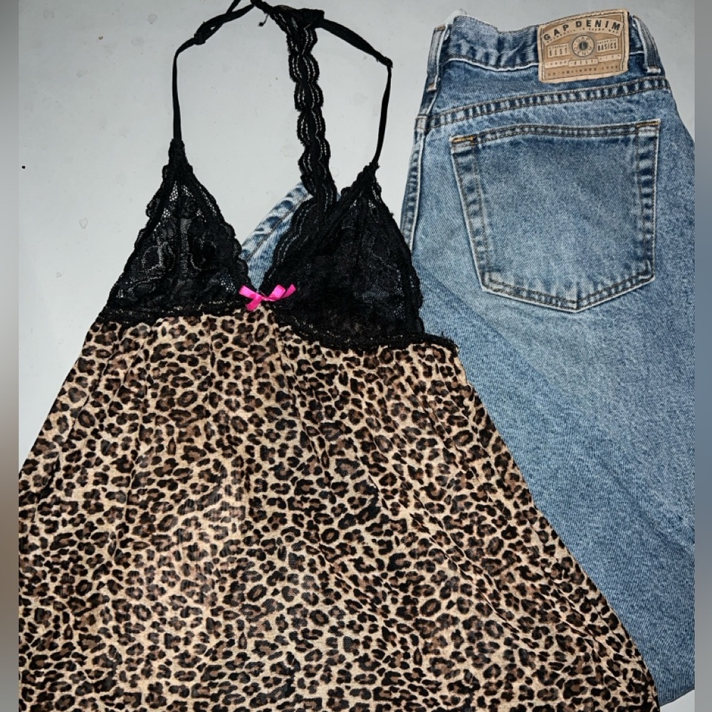 Black lace cami top with leopard print